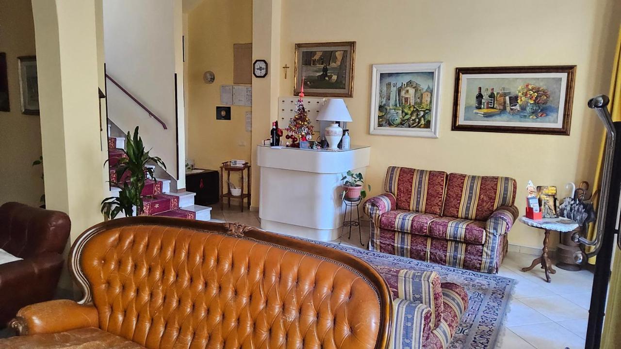 Verena Dependance Savoia & Campana Montecatini Terme Buitenkant foto