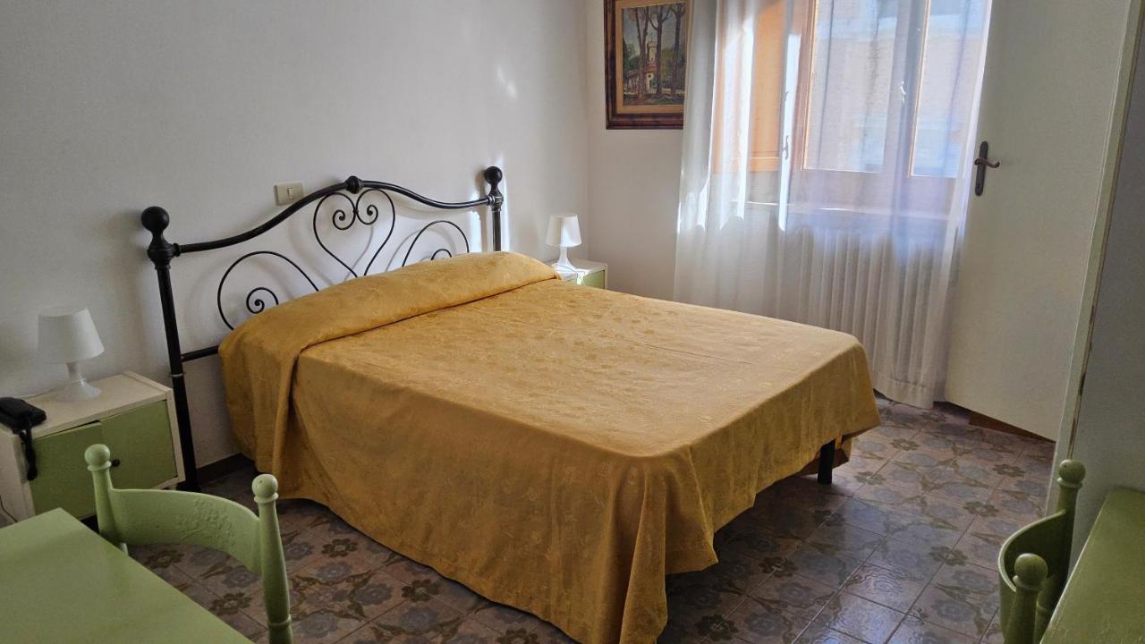 Verena Dependance Savoia & Campana Montecatini Terme Buitenkant foto