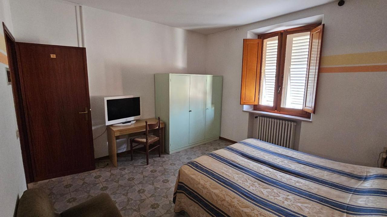 Verena Dependance Savoia & Campana Montecatini Terme Buitenkant foto