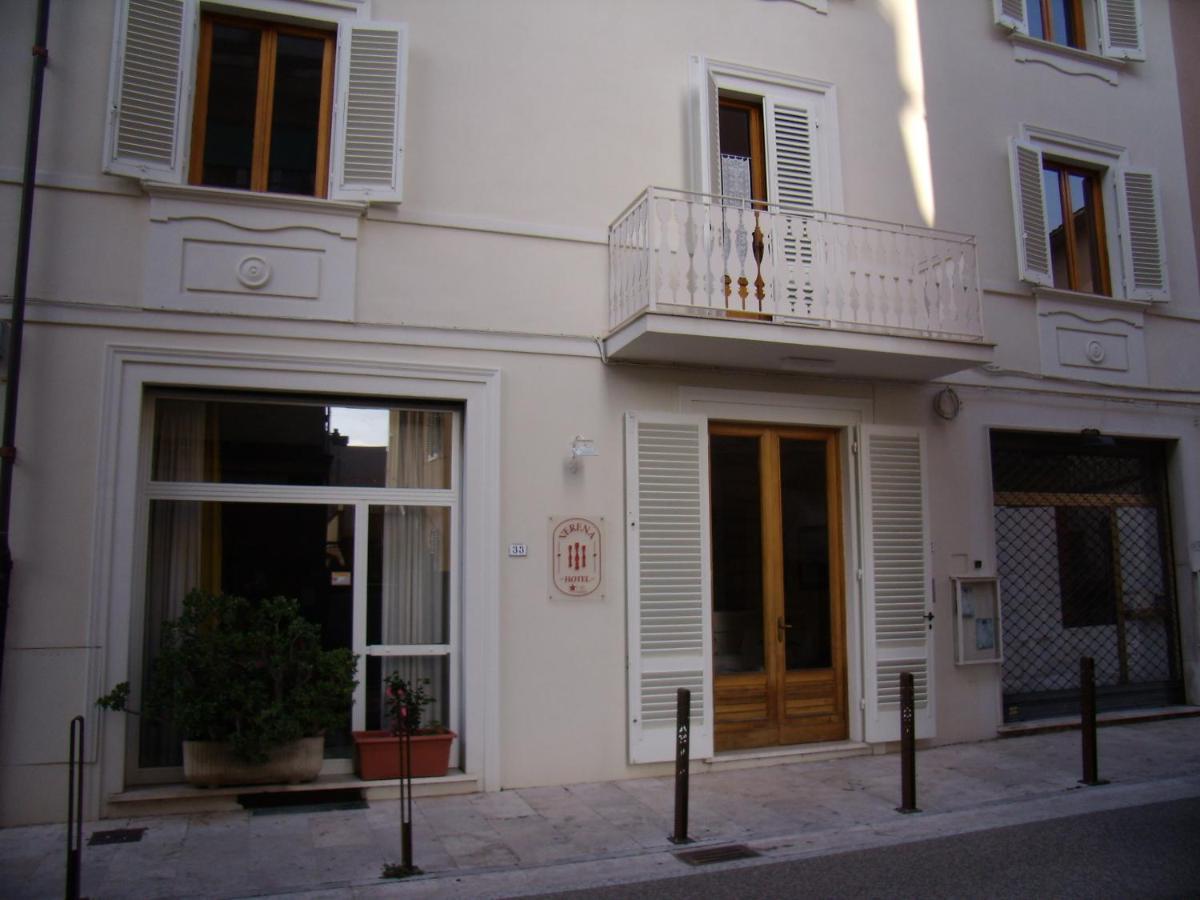 Verena Dependance Savoia & Campana Montecatini Terme Buitenkant foto