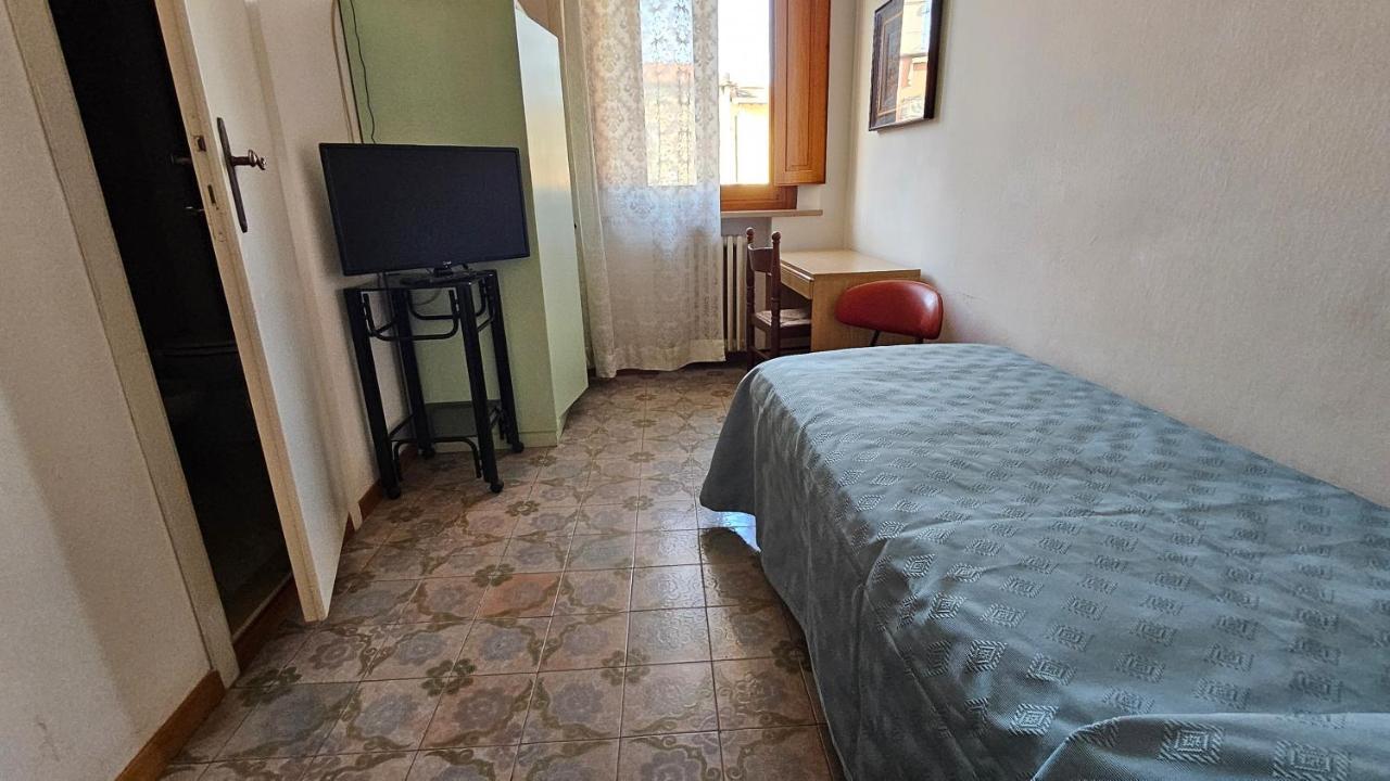 Verena Dependance Savoia & Campana Montecatini Terme Buitenkant foto