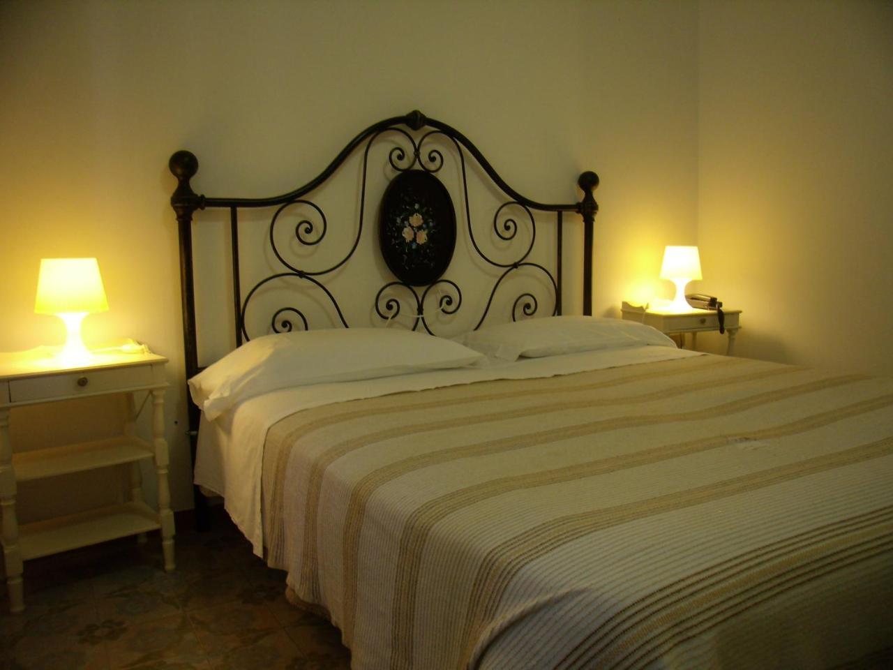 Verena Dependance Savoia & Campana Montecatini Terme Buitenkant foto