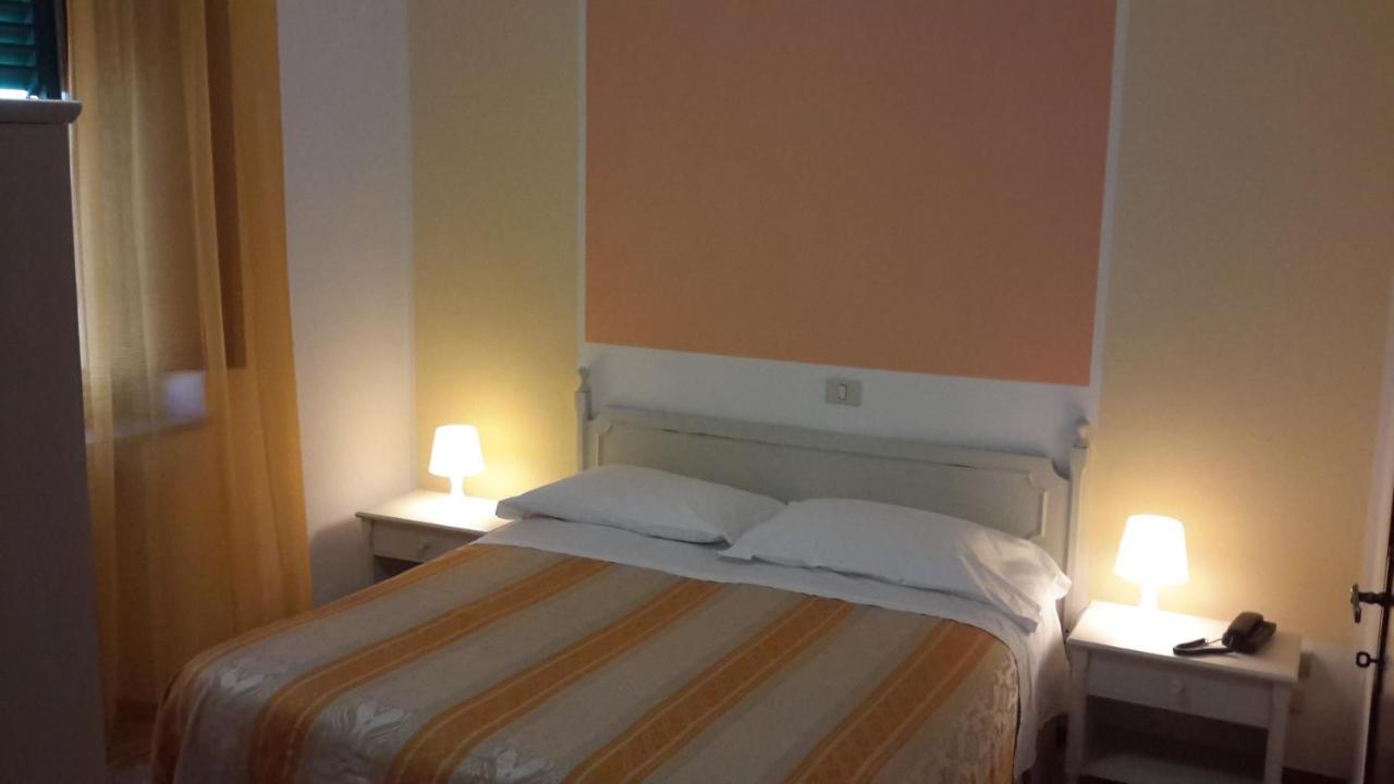 Verena Dependance Savoia & Campana Montecatini Terme Buitenkant foto